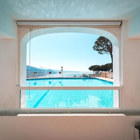 Luxuryresidence Portofino Vistamare&piscina Apartament
